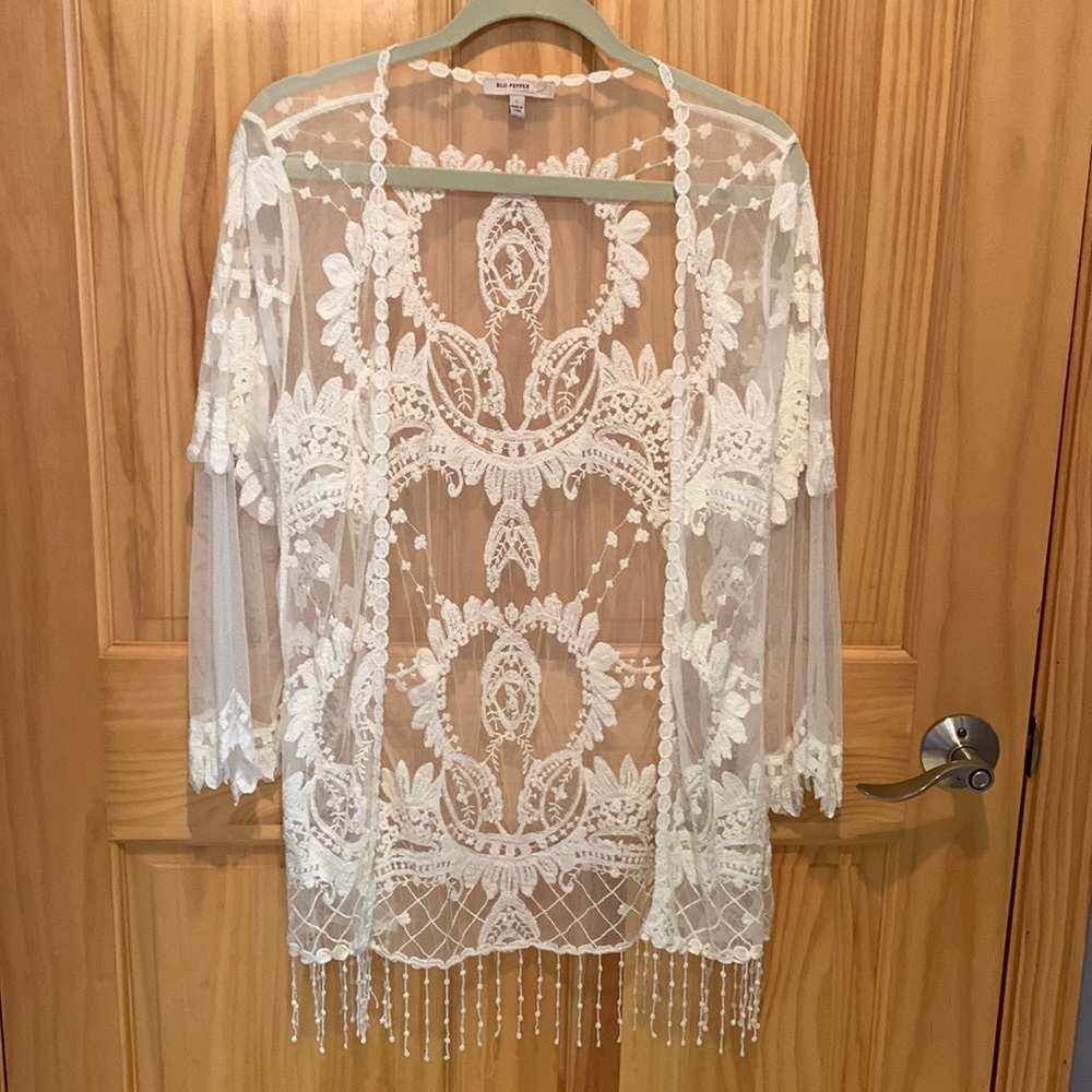 Blu-Pepper Lace Kimono
